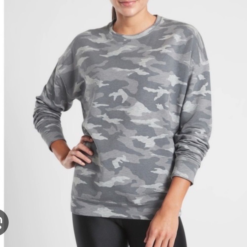 Athleta balance crewneck sweatshirt light gray camo print